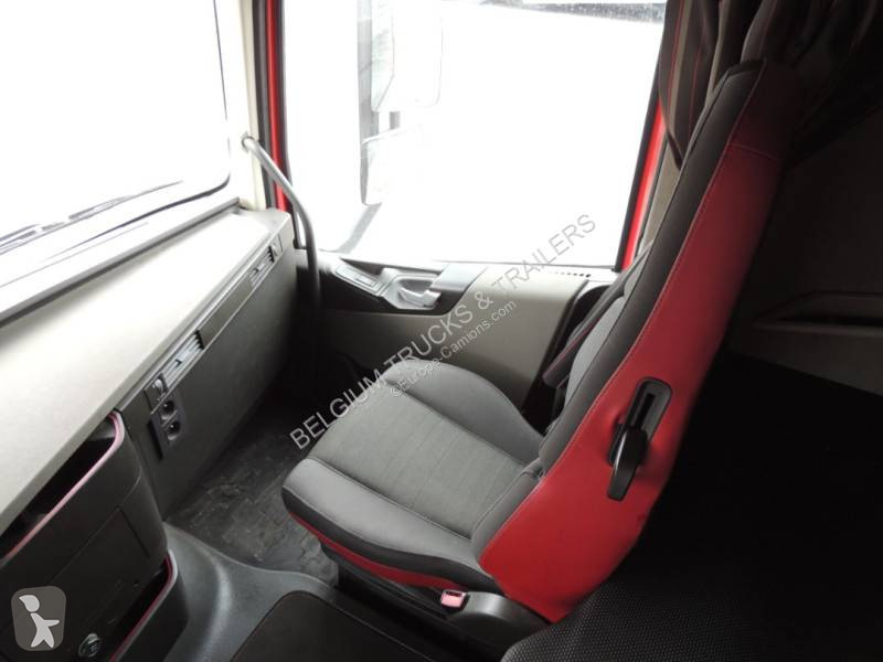 Cabeza tractora Volvo