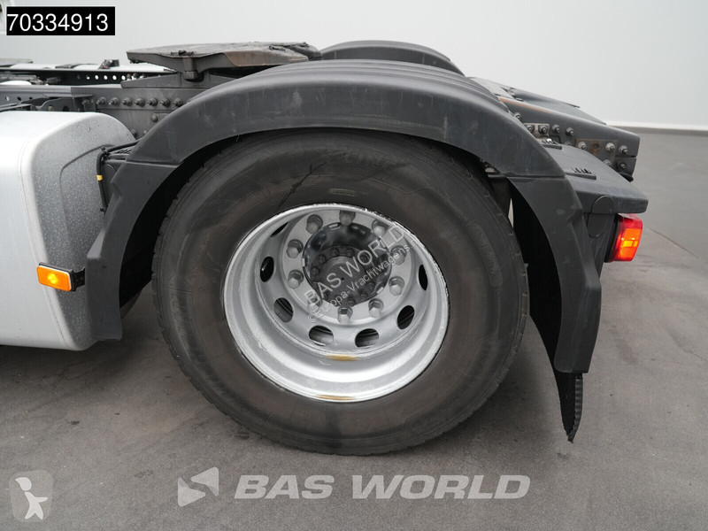 Tahač Volvo FH 460 4X2 Globe APK 08-2027 2x...