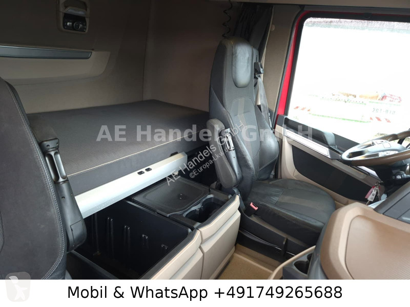 Tratores DAF + 530 BL *...