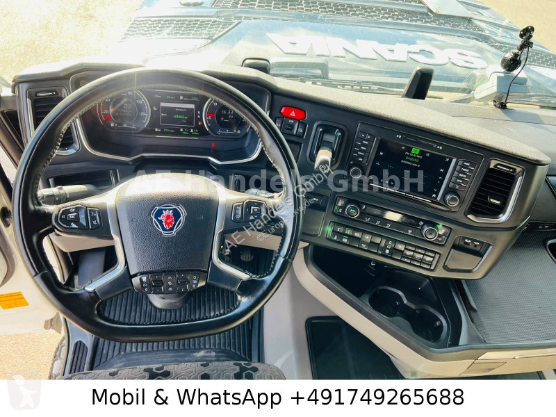 Nyergesvontató Scania High BL...