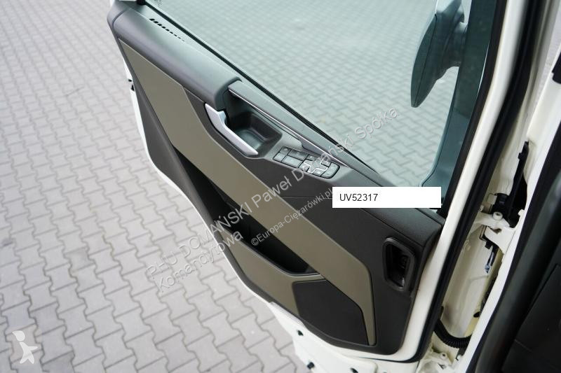 Tahač Volvo FM / 460 / E 6 / ACC / PEŁNY ADR /...