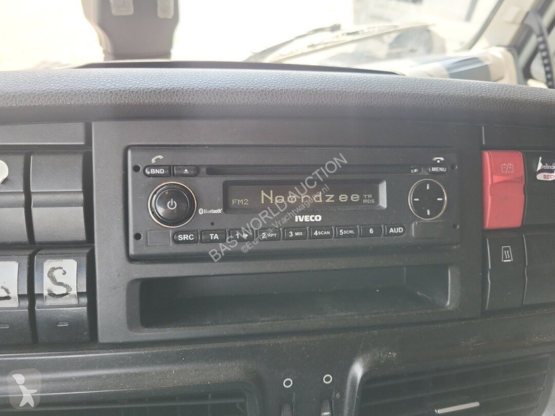 Nyergesvontató Iveco NP NP 460