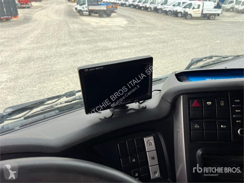 Cap tractor Iveco 500