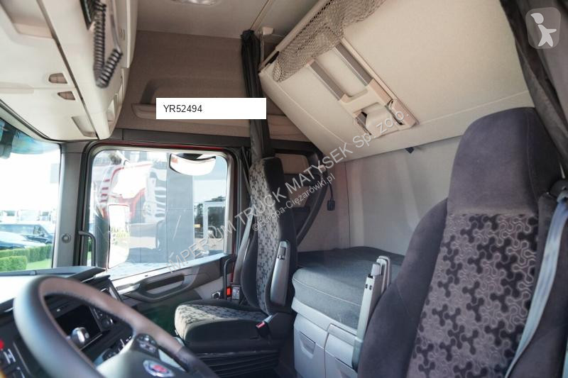 Тягач Scania R 460