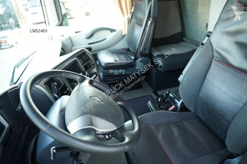 Тягач Renault MAGNUM 520
