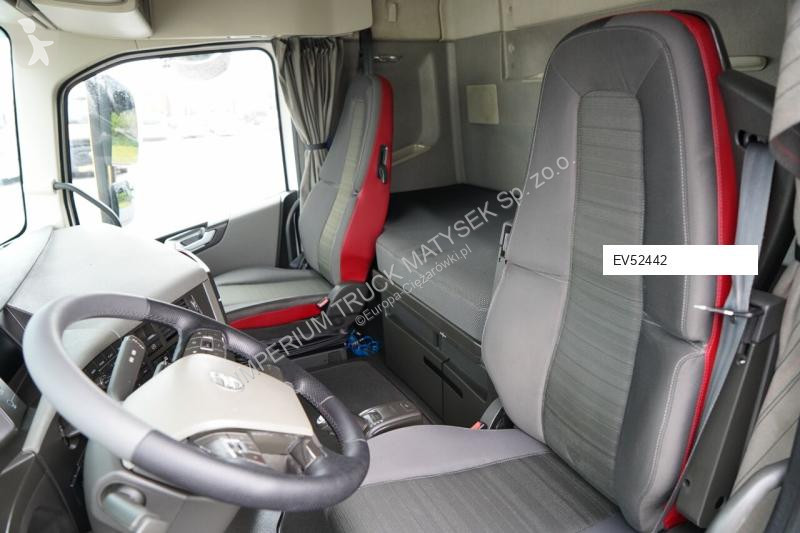 Тягач Volvo FH 500