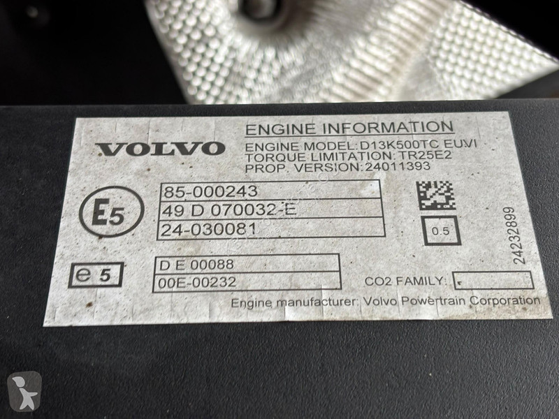 Traktor Volvo 500 6x2 GLOBE XL / RETARDER /...