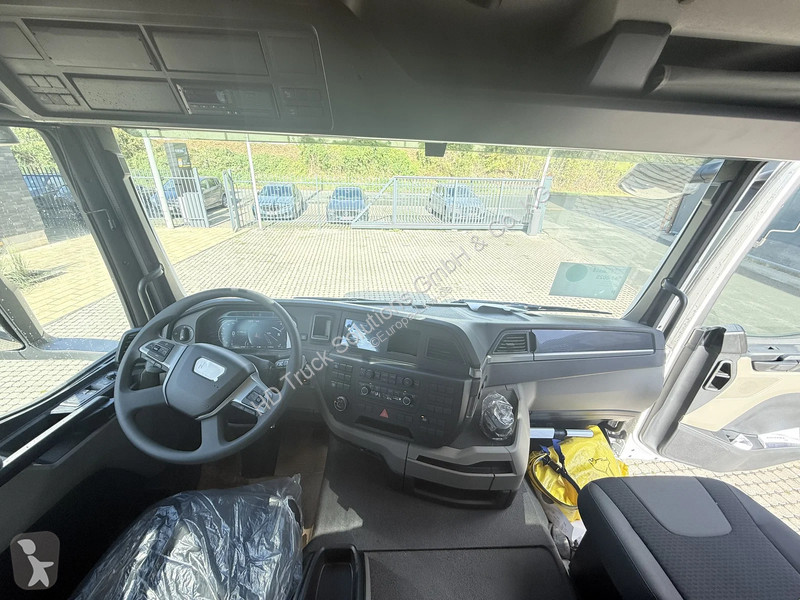 Влекач MAN 40.480 MAN  40.480 6x6 BB SA –...