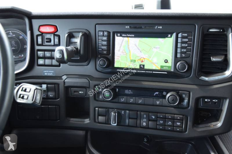 Cap tractor Scania 450