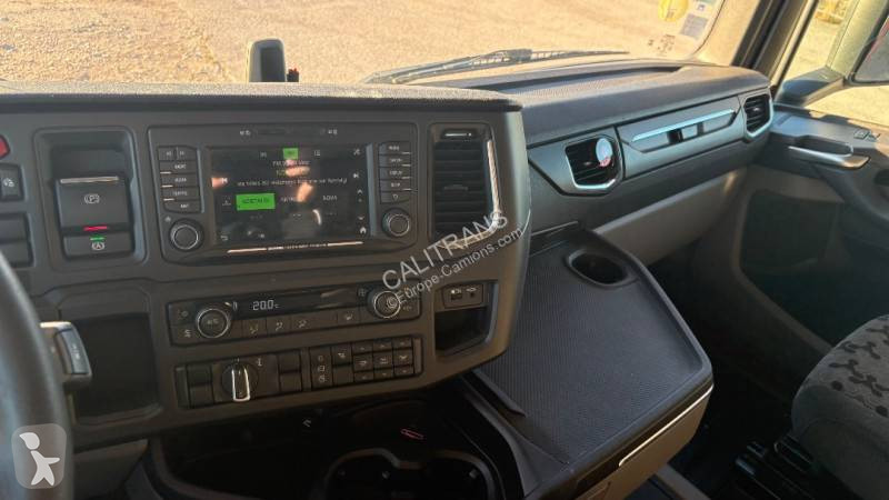 Scania 500 tractor unit
