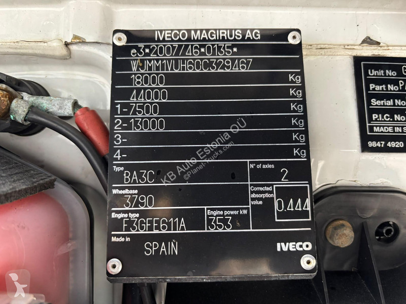 Iveco 480 4x2 ADR tractor unit