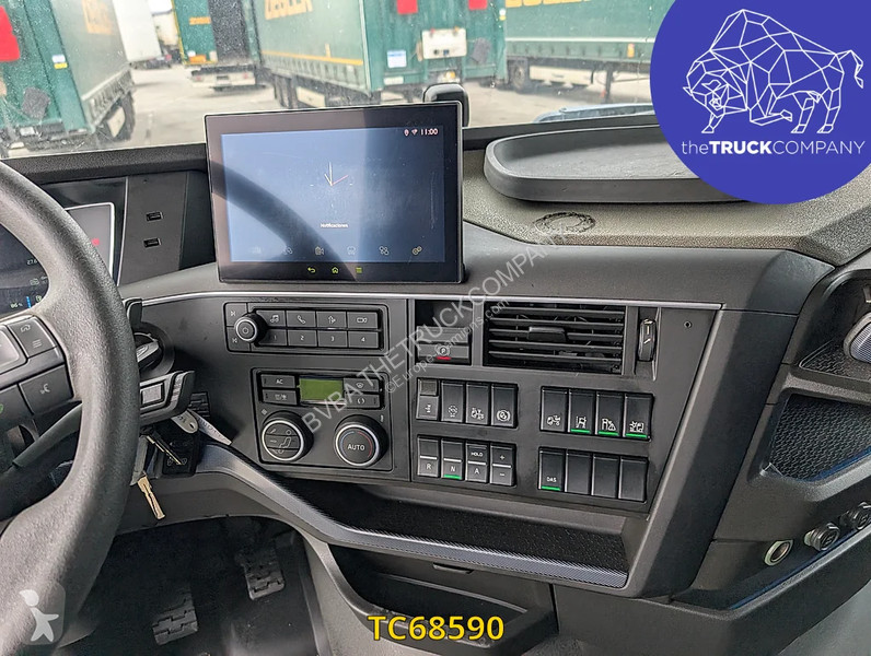 Volvo 500 tractor unit