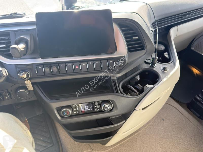 Iveco 580 tractor unit