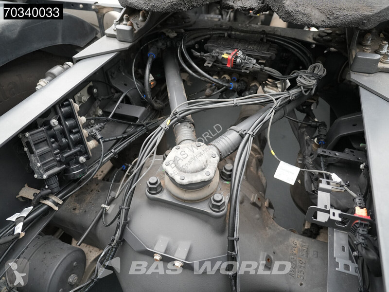 Traktor Volvo FH 460 4X2 XL APK 01-2028 2x...