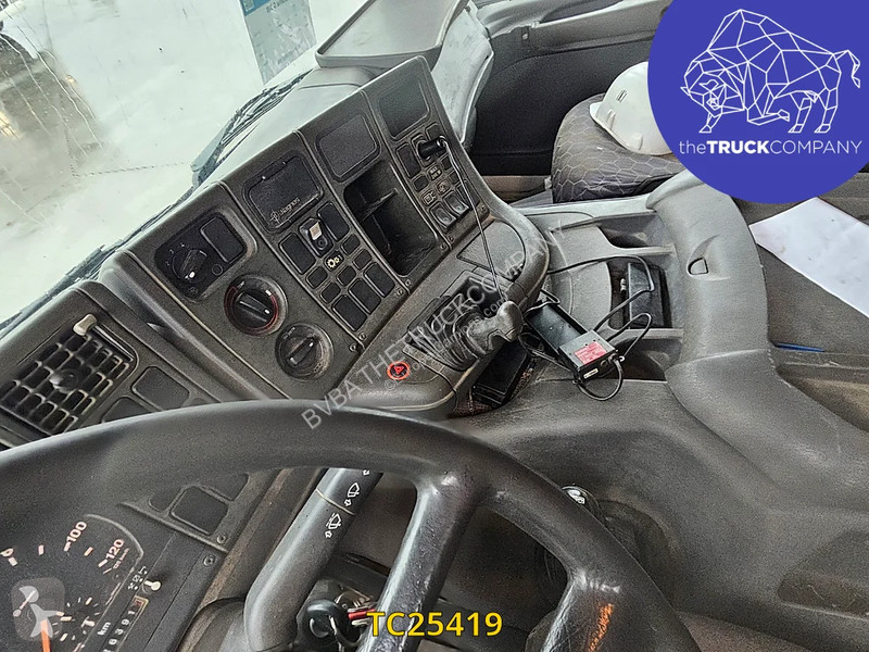 Tahač Scania 380