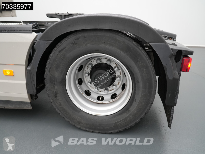 Cabeza tractora Volvo 500  4X2 XL Retarder 2x...