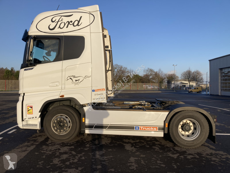 Tractor Ford 1100 Intard STD
