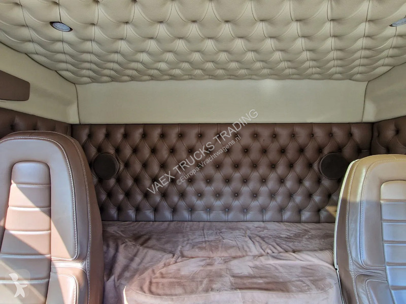 Tahač Volvo 13540 Lowroof 6x2 - Show truck -...