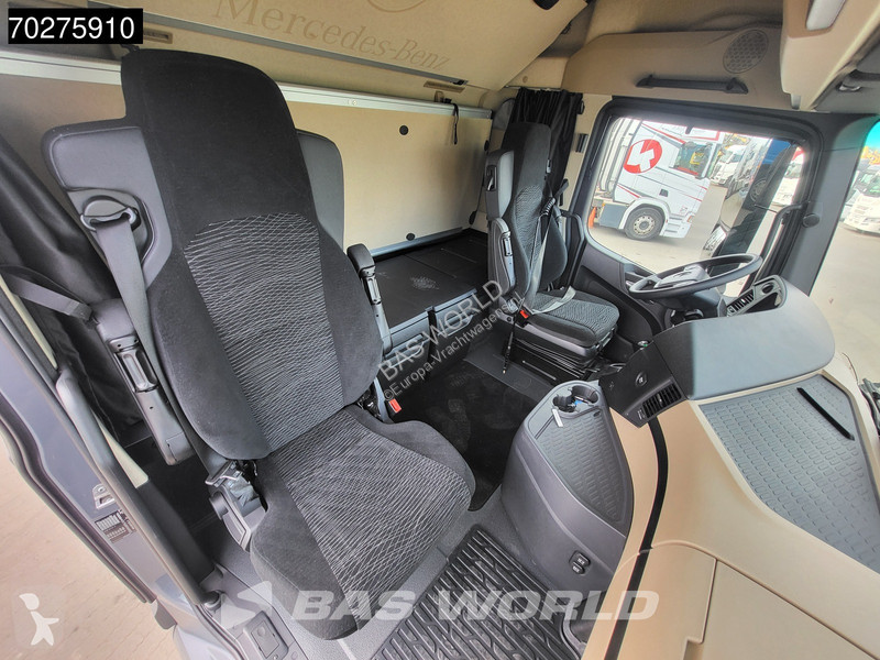 Traktor Mercedes 1851 4X2 BigSpace 2x Tanks