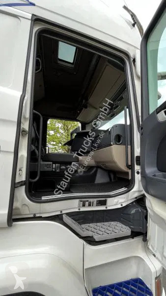 Traktor Scania 520 V8 Topline Standard Intarder E6