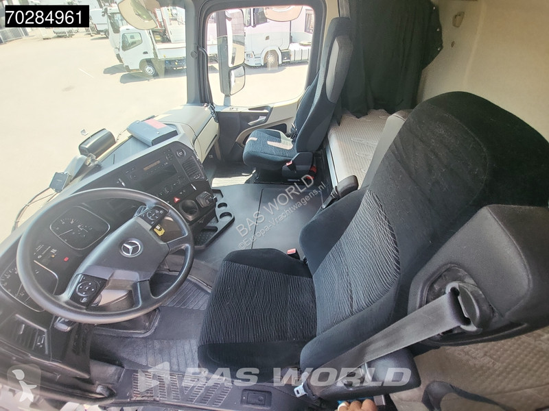Traktor Mercedes 1845 4X2 ClassisSpace PTO...