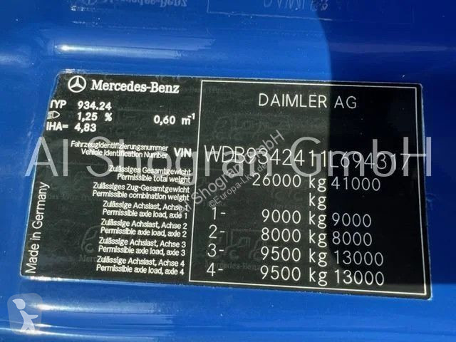 Tahač Mercedes 4155...