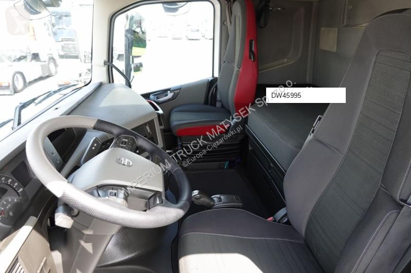 Tahač Volvo FH 500 / NISKA KABINA / HYDRAULIKA...