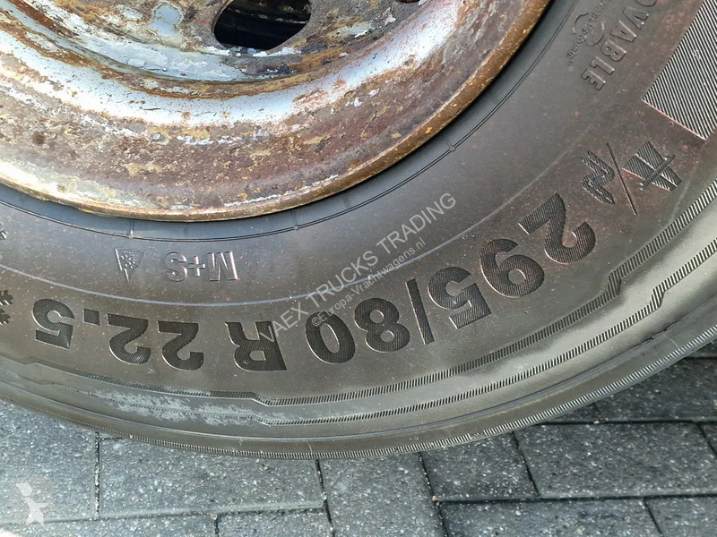 Tahač Volvo 13520 Low roof 6x2 - Retarder -...
