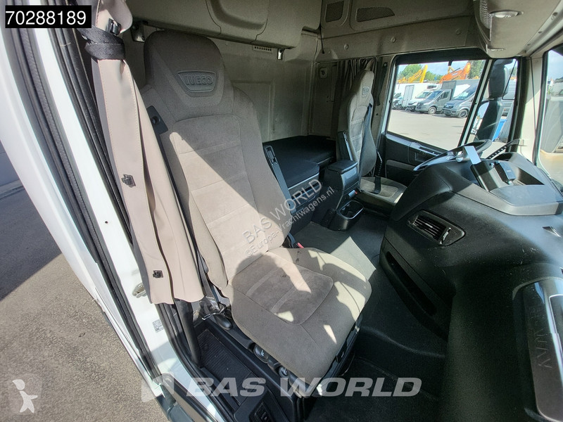Tracteur Iveco 400 4X2 Retarder 2xTanks LNG ACC...