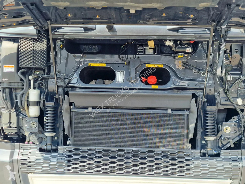 Traktor Volvo 13540 Globetrotterl XL 6x4 -...