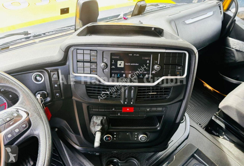 Traktor Iveco S-WAY 460