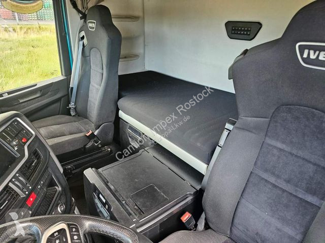 Trattore Stradale Iveco 460 CNG, 2 Kreis-Hydr.,...
