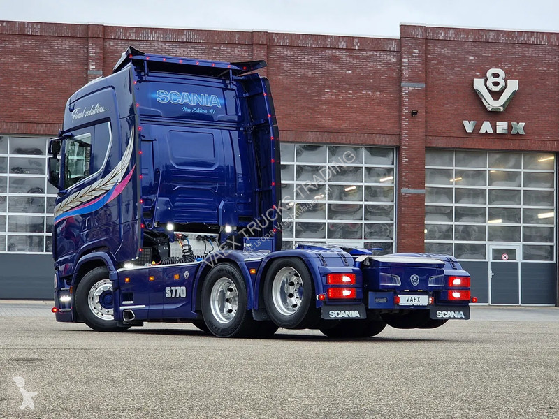 Tractor Scania 770S V8 NS Highline 6x2 - Show...