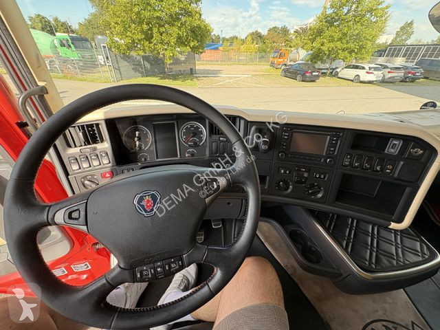 Traktor Scania...