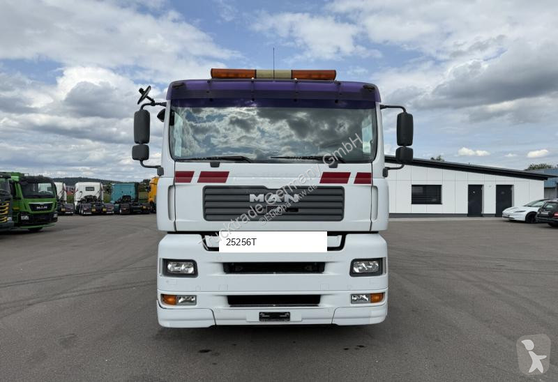 Tracteur MAN F18.463
