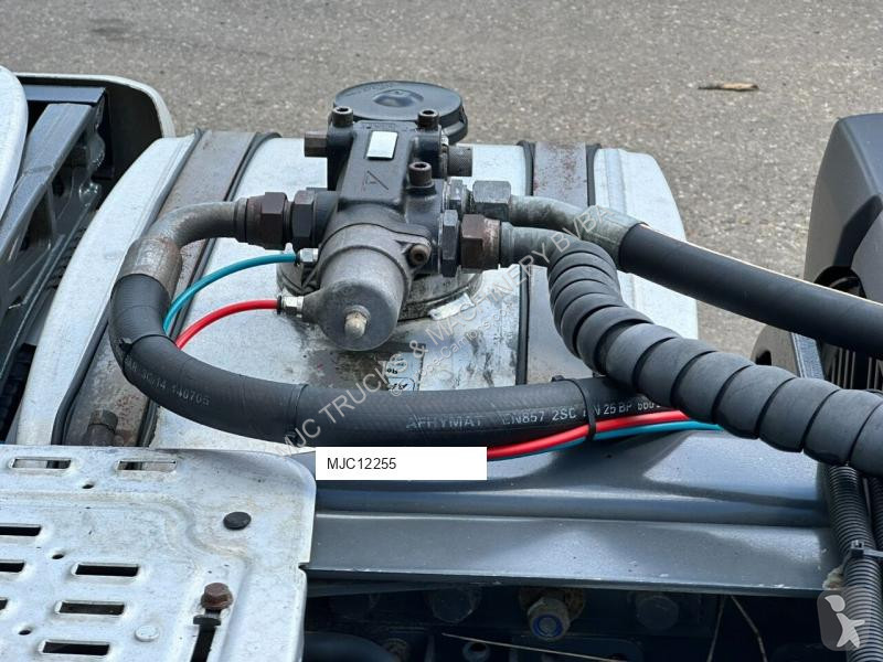 Traktor DAF XF 460 RETARDER - PTO HYDR - MX 13L...