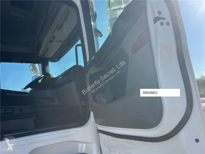 Cap tractor Scania S500