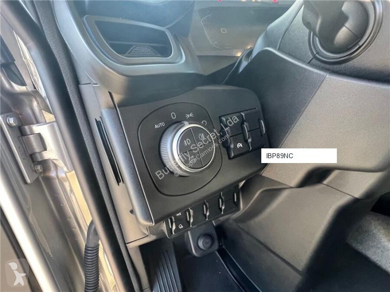 جرار Iveco S-WAY 500