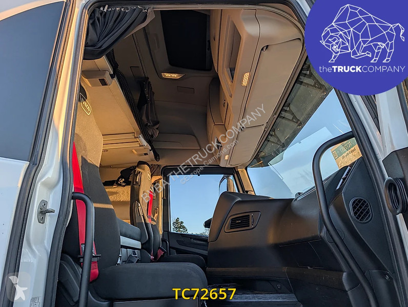 جرار Iveco S-Way 480