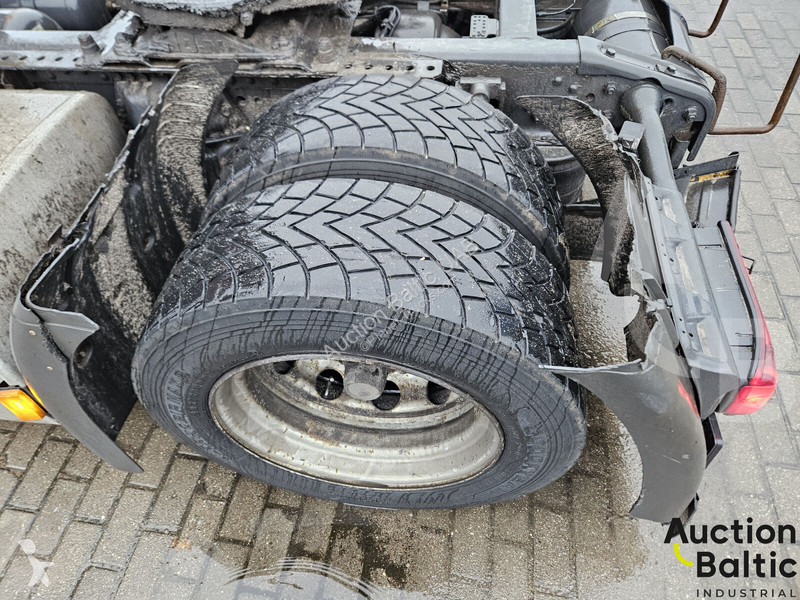 جرار Scania R 440  4X2 MEB