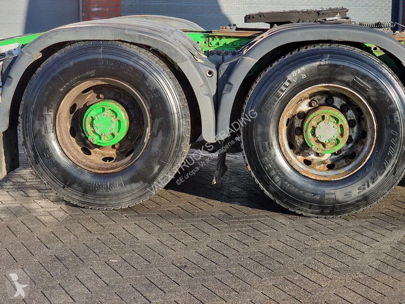 Trattore Stradale Volvo 16660 Globetrotter 6x4...