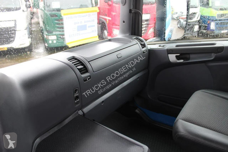 جرار Scania 440 + EURO 5 + pto +RETARDER+ manual