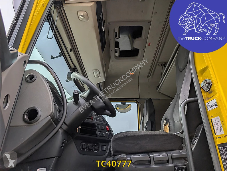 جرار DAF 440