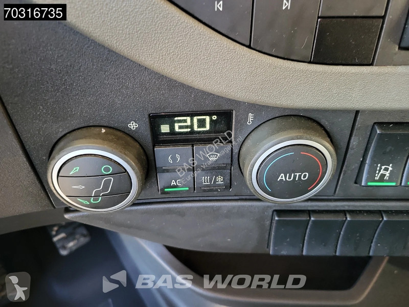جرار Volvo 500 8X2 Steered Tag axle!...