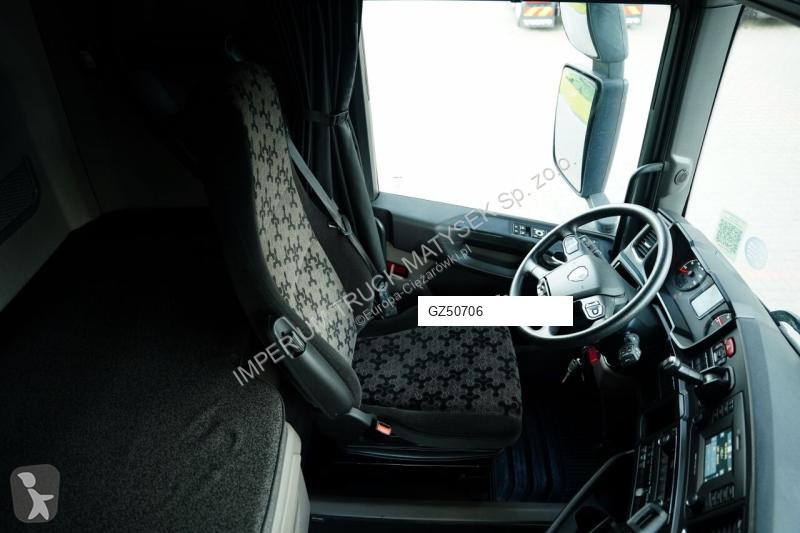 Cap tractor Scania