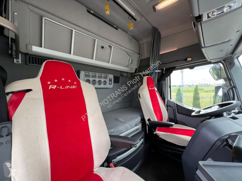 Влекач Renault T520/ HIGH CAB/ MODEL 2021/...