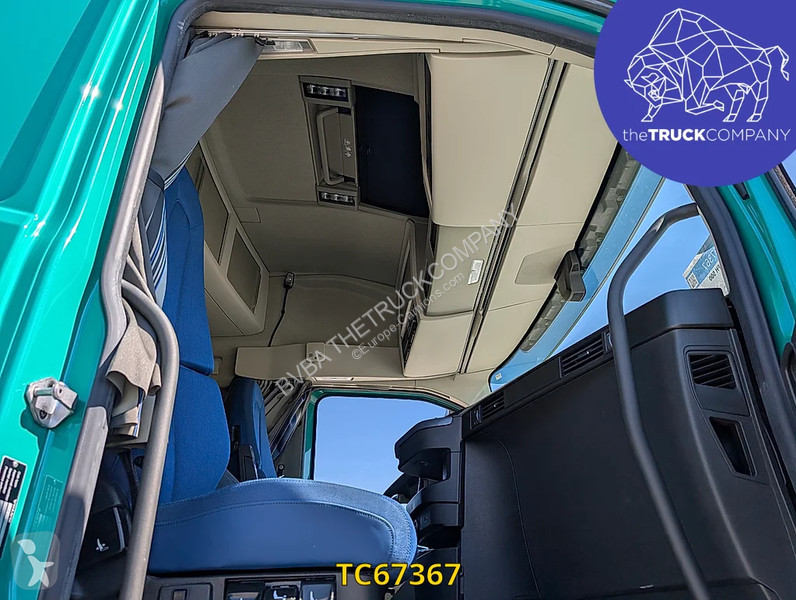 جرار Volvo 500
