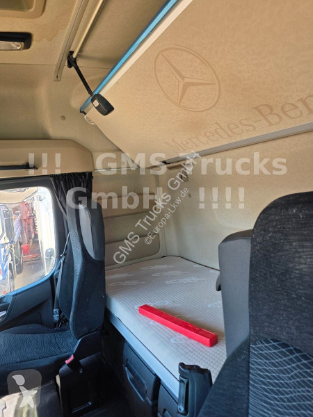 Tracteur Mercedes 1851 / Big Space / Standklima...