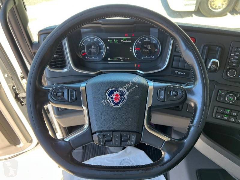 Cap tractor Scania