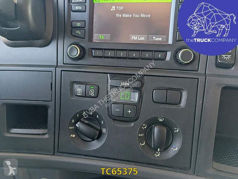 جرار Scania 520